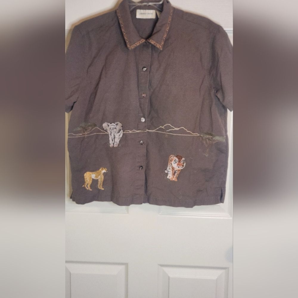 Lemon Grass Safari XL Olive LINEN Blend Embrodery ButtonUp Animals Women Shirt
